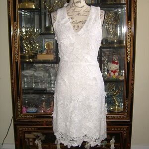MICHAEL MICHAEL KORS WHITE BUTTERFLY APPLIQUE DRESS 6